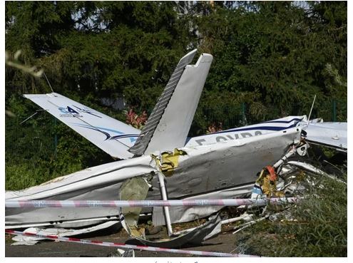 A French Army Official Killed In A Plane Crash In France