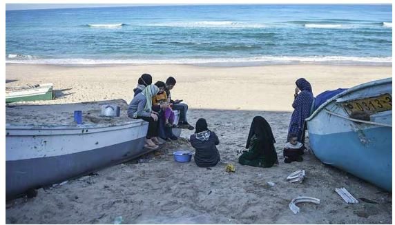 Will Die of Hunger Without Sea, The Helpless Palestinians