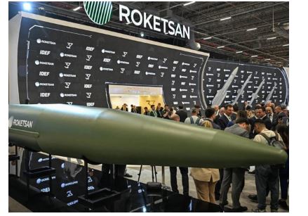 Turkey Introduces His First Hypertensive Missile at The International Fair