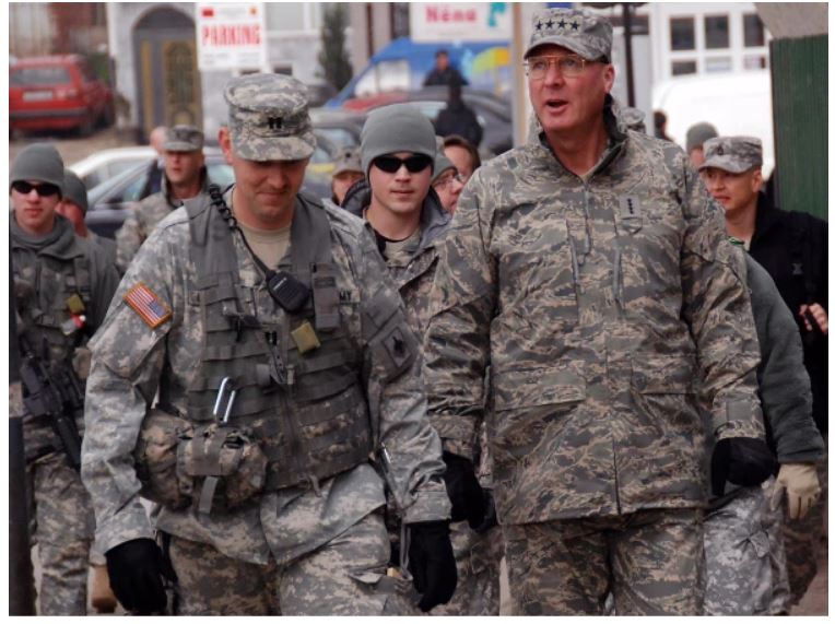 Trump Deploys 800 National Guard Troops to DC, Bypasses Local Leadership